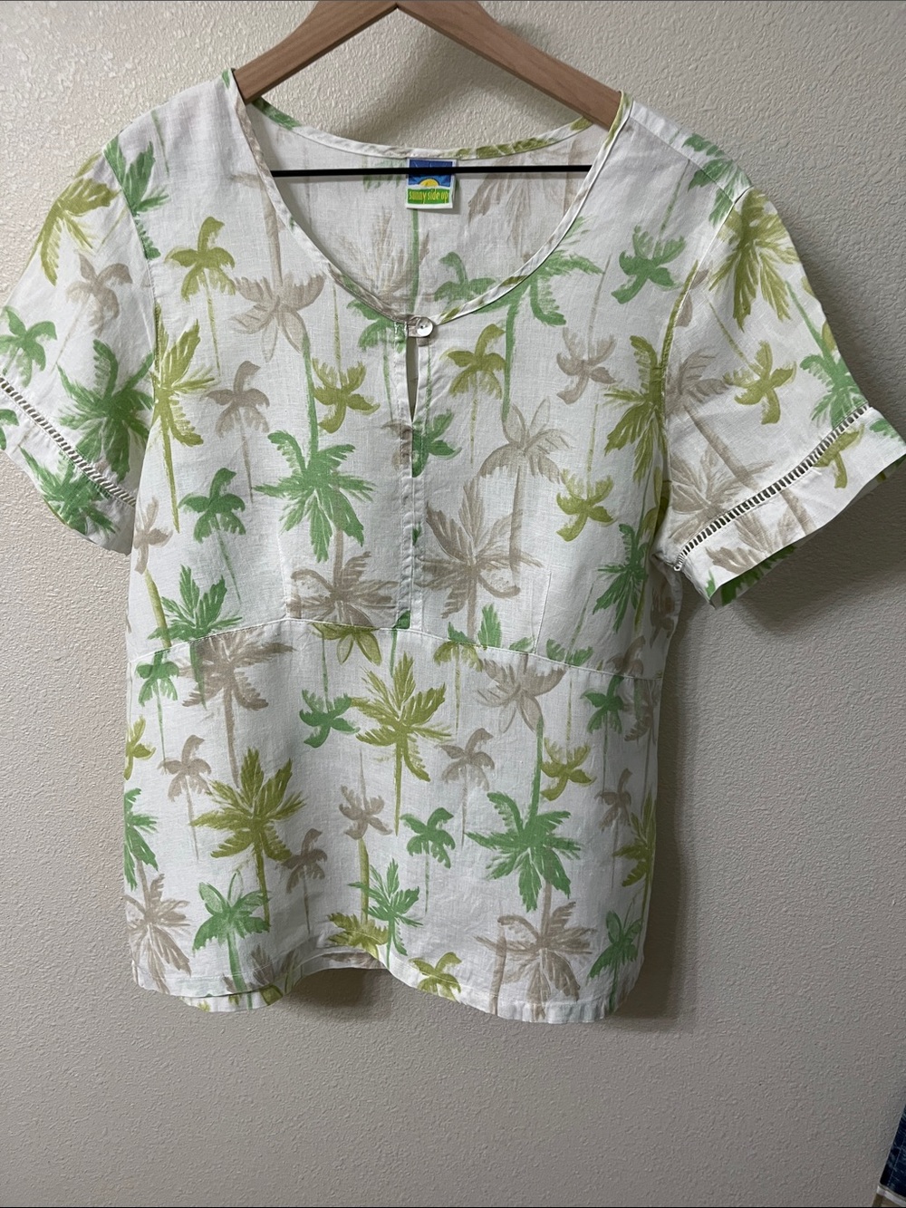 Palm-Print Linen Short Sleeve Blouse - White with Green & Tan